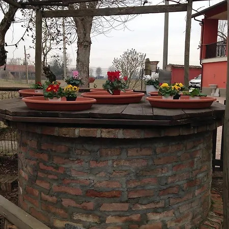 Cascina Dei Gelsi Pensjonat *