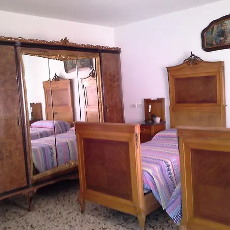 Cascina Dei Gelsi Guest house *